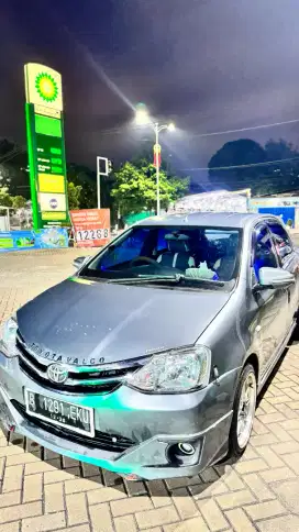 Toyota Etios Valco 2014 manual