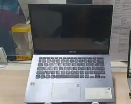 ASUS M409D - 30502T
