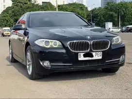 BMW 520D 2013 HITAM DIJUAL CEPAT TERMURAH