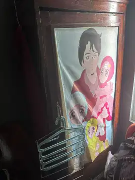 Lemari jadul kayu