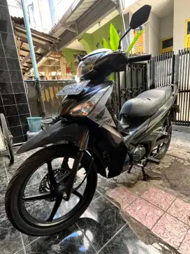 Honda Supra x 125 helm in 2012