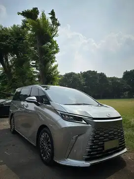 Brand New Lexus LM350h ! Langsung Pake