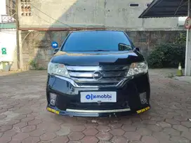 [OLX Mobbi] Nissan Serena Merah 2.0 Highway Star Bensin-AT 2013 STS