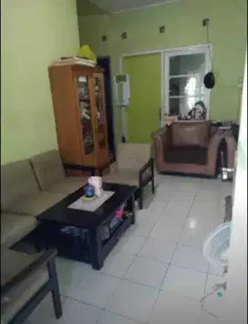 Dijual Rumah 2 Lantai Murah di Taman Rahayu, Bandung