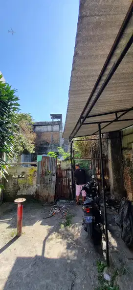 Rumah Strategis Pusat Kota Hitung Tanah Saja di Jalan Vetrean Bandung