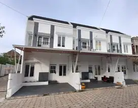 RUMAH MEWAH DEKAT ARAYA DAN BINUS