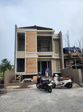Dijual Rumah 2lantai area baki solo baru sukoharjo 695jt