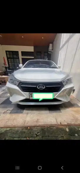 Dijual Ayla ( M) manual putih 2023