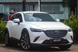 Mazda CX3 CX-3 Touring Skyactiv 2.0 AT Matic 2018 Putih metalik.