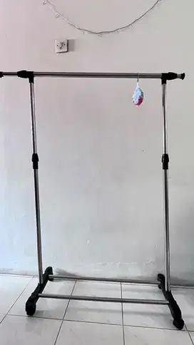 Gantungan baju+ember