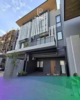 Town House Modern Semi Furnished Jagakarsa Jaksel