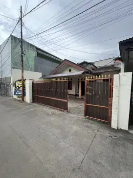 Dijual Harga Rumah dibawah pasaran Lokasi premium Sangat Strategis