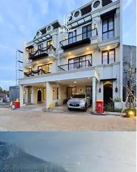 Town House Exclusive Pinggir Jalan Jagakarsa Jaksel