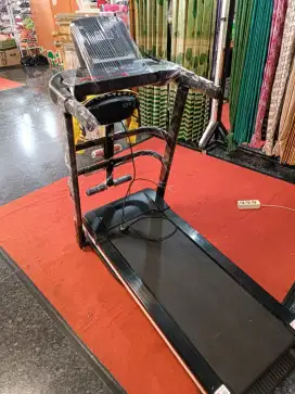 Treadmill elektrik bekas display toko 5fungsi