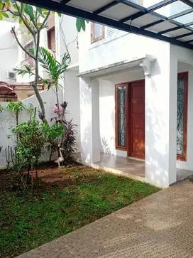 Rumah Sewa di Lebak Bulus