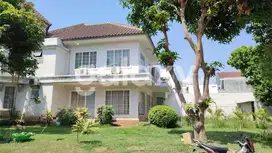 Rumah Hook Virginia Regency Lokasi Premium Pakuwon City