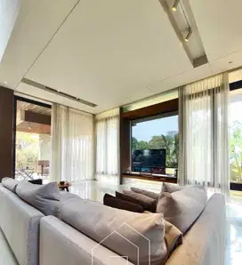 Dijual Rumah Modern Tropical di Cilandak Jakarta Selatan
