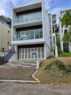 Dijual Rumah di Cluster River view Sentul City