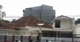 Rumah Hitung Tanah Di Jl.Proklamasi,Menteng-Zona C1 Campuran