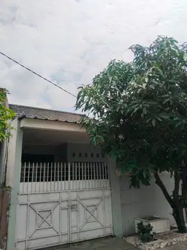 Dijual Rumah bagus Luas 123 m² di Dekat Pintu Tol Gunung Putri