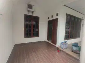 Disewakan Rumah siap huni, di harapan indah 1 kota Bekasi