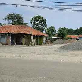 Tanah di Jalan Raya Cisauk Tangerang, Hadap Jalan Utama