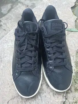 Sepatu adidas coudfoam second size 43.5/275cm