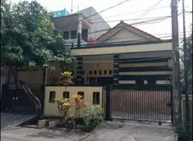RUMAH CAKEP LT 200M2 KOMPLEK HARAPAN BARU REGENCY