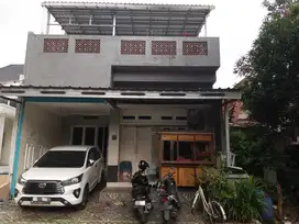 Dijual Rumah SHM 2 Lantai Strategis di Taman Kenari Nusantara Cibubur