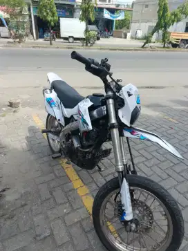 D TRACKER 2014 JUAL CEPAT