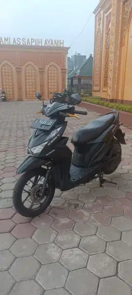 Honda Beat Deluxe 2022 full Orsinill