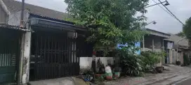Rumah 4 Kamar lokasi strategis harga nego