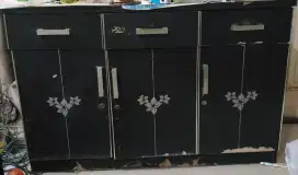 Gratis  lemari serbaguna