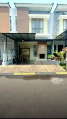 Dijual rumah di callyta residence