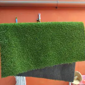 Karpet rumput sintetis baru pake seminggu!