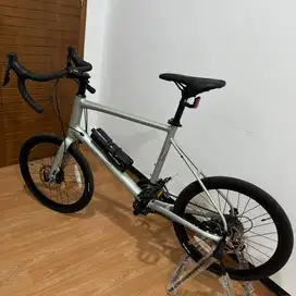Jual sepeda polygon minivelo zeta fitte seperti baru