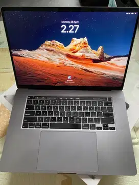 Macbook Pro 2019 16 i9 16GB/1TB Gray MVVK2 Resmi