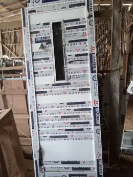 Jual kusen pintu satu dan pintu dua dari bahan aluminium dan kayu
