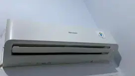 AC SHARP murah! INDOOR DAN OUTDOOR! Pemakaian belum 1 thn seperti baru