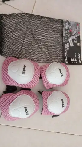 MXL Knee & Elbow protector adjustable | pelindung lutut dan sikut anak