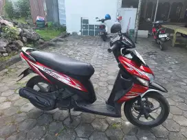 Vario cw 2014 pajak baru orisinilan bisa cash/ kredit syariah TERMURAH
