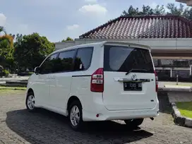 Toyota Nav1 2014 Bensin