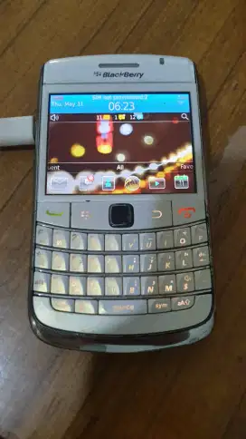 Blackberry onyx 2 (bold)