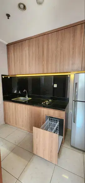 DIJUAL APARTEMEN MAPLE PARK KEMAYORAN TOWER A LANTAI 15 SEMI FURNISH