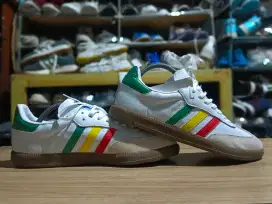 Adidas Samba Red Yellow Green size 43 1/2