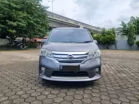 Nissan Serena 2.0 HWS At 2015