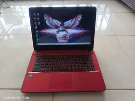 laptop asus nominus