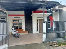 Dijual 1 unit Rumah siap Huni di pdk kacang  timur pdk aren
