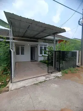 Rumah cantik, mungil, 1 lantai, di Kota Mandiri