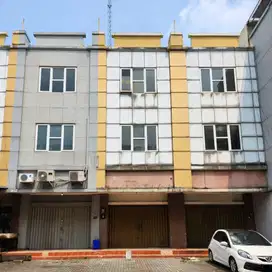 Ruko lokasi Strategis ramai usaha Golden boulevard BSD